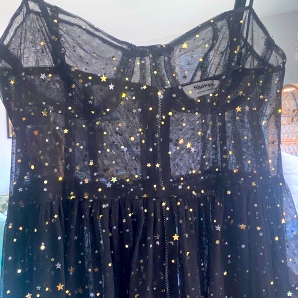 Showpo Black and Gold Star Maxi Dress